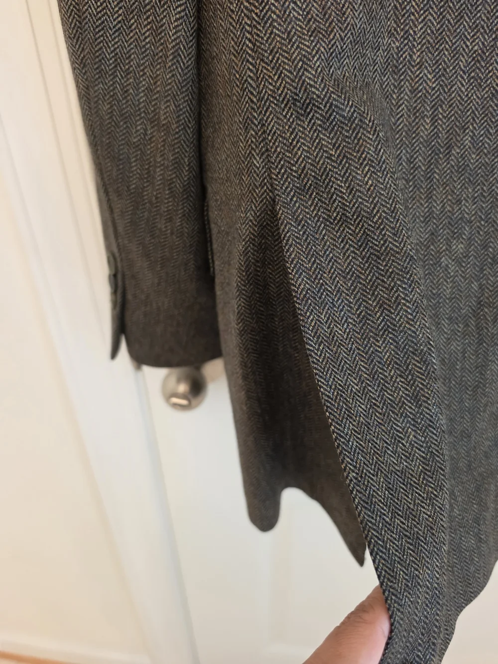 Classic Men's Gray Herringbone Blazer 100% Wool Made In ITALY.